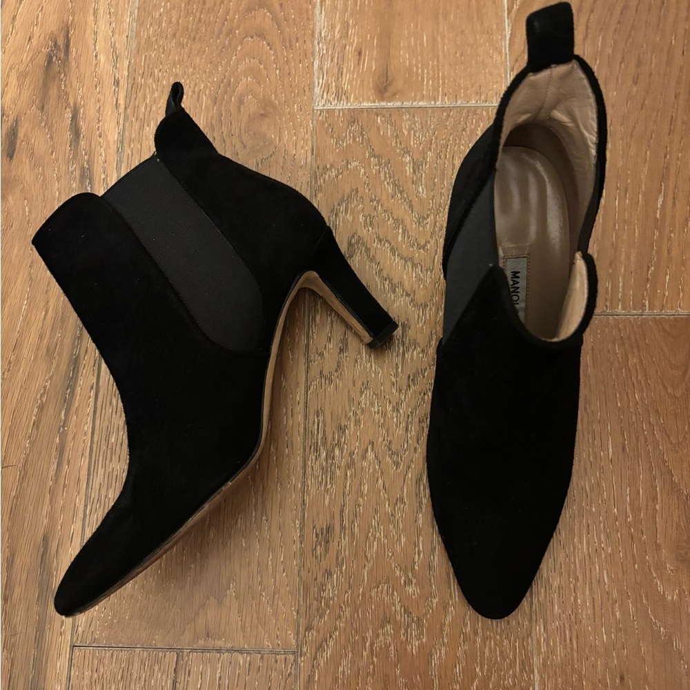 Manolo Blahnik Black Ankle Boots - Picture 5 of 11
